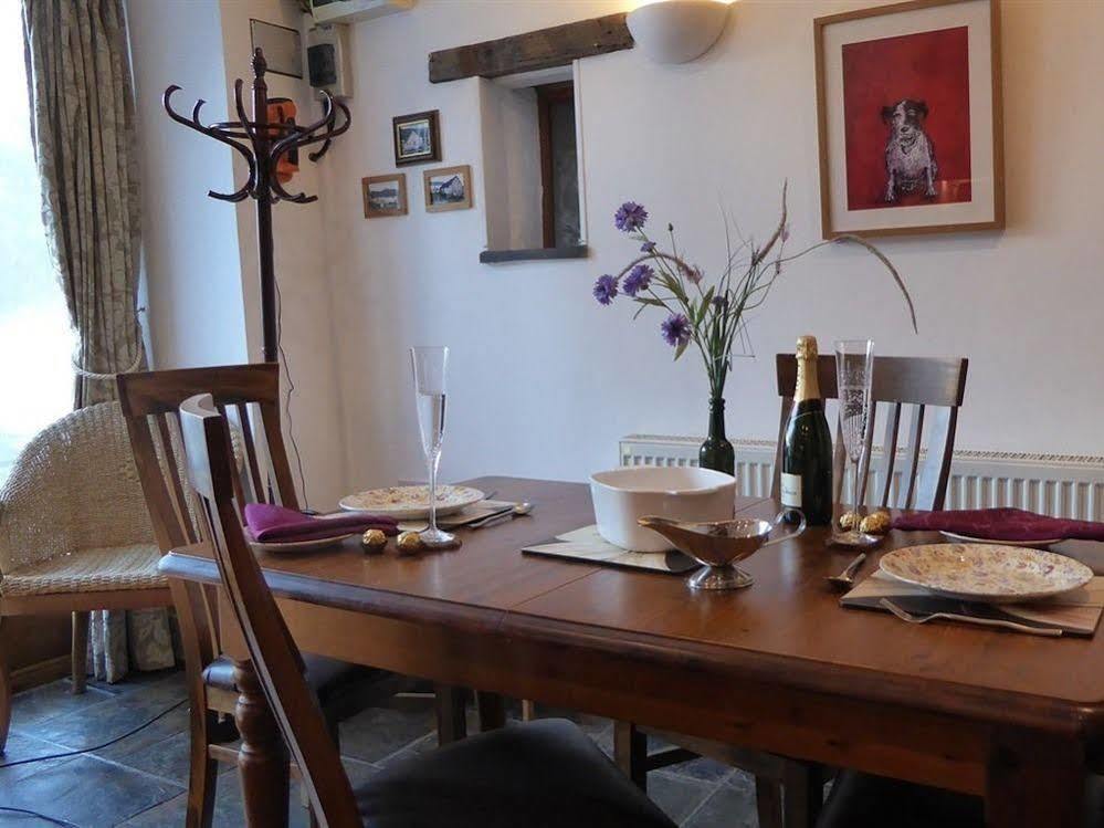 Dee Valley Cottages Llangollen Bagian luar foto