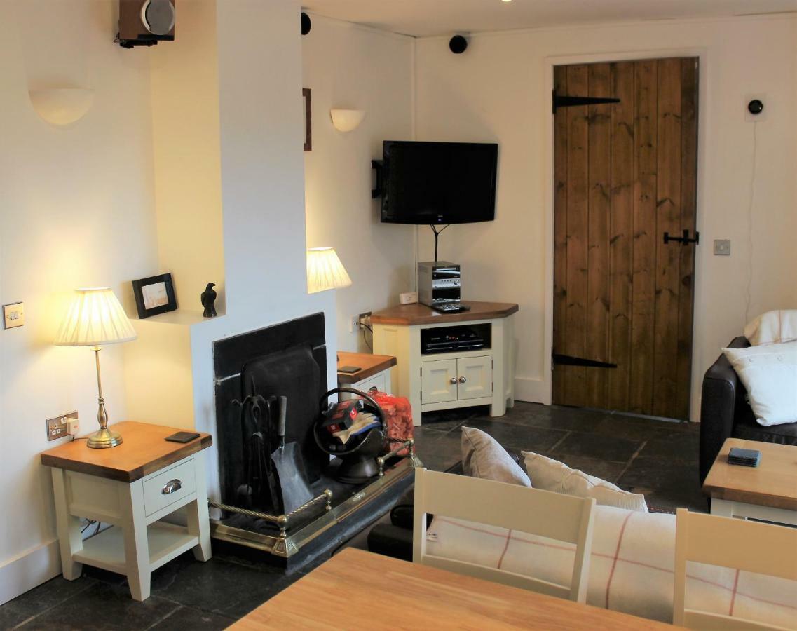 Dee Valley Cottages Llangollen Bagian luar foto